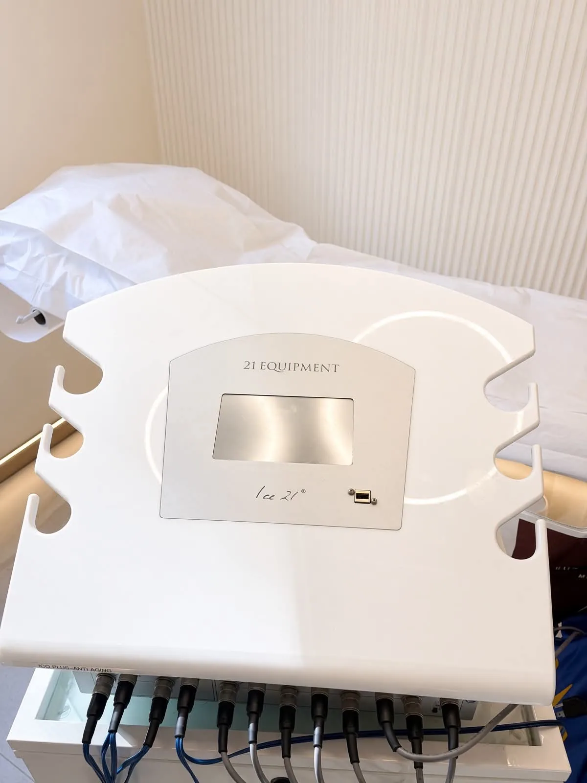 Cool Fat Cryo treatment imagery